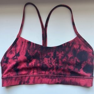 Lululemon flow y nulu sports bra